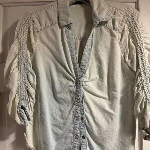 Veronica Beard faded Jean Blouse Size 6